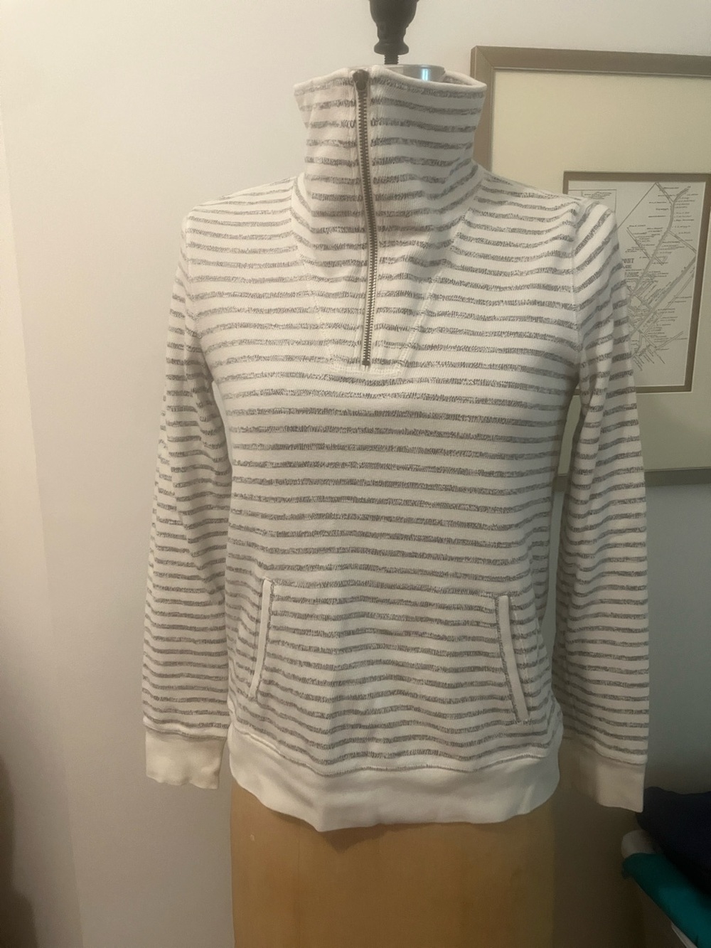 Signature women’s Cream and Gray Striped Zip-Up Sweater